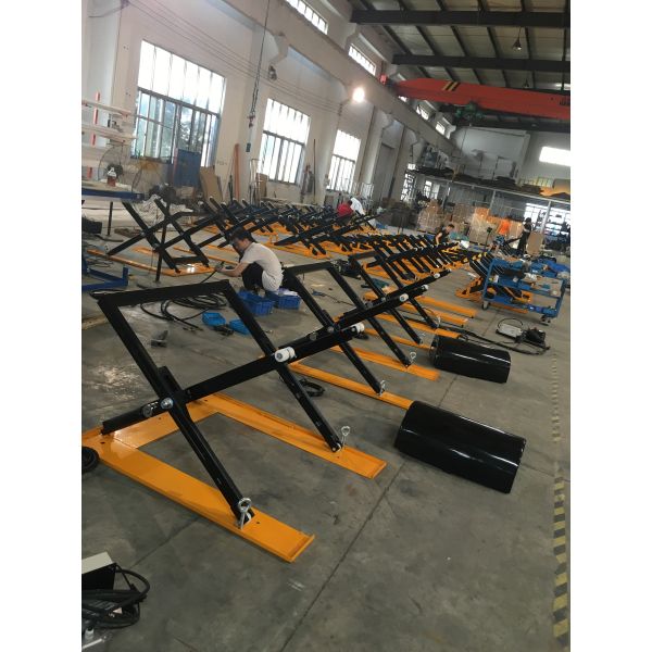Hydraulic Scissor Auto Pallet Lift Table With Ramp 1600x1140mm