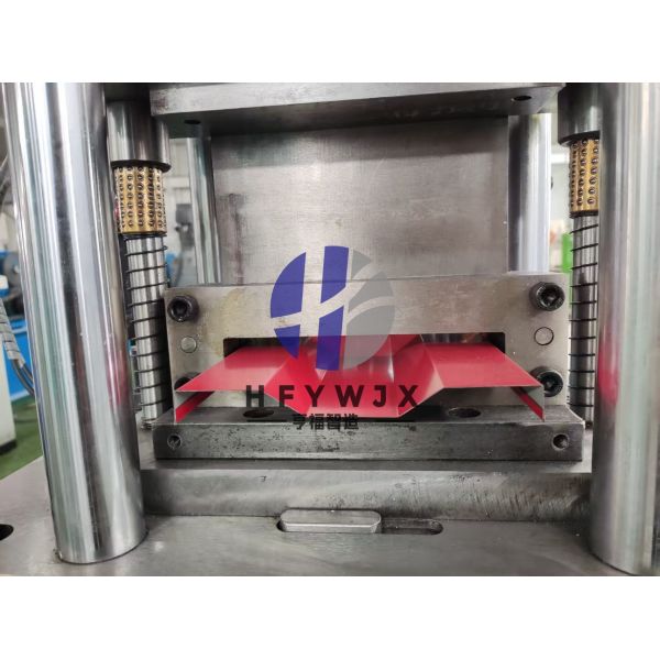 High-Efficiency PLC Controlled Cold Roll Forming Machine with 14 Forming Rows and Hydraulic Shears