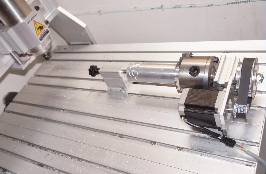 4 Axis 6040 USB Mach3 CNC Router Engraver 2.2KW With 1605 Ballscrew