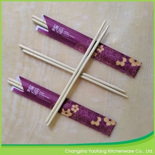 5.0mm Thickness Chinese Food Round Bamboo Chopsticks Customized With Paper Sleeve