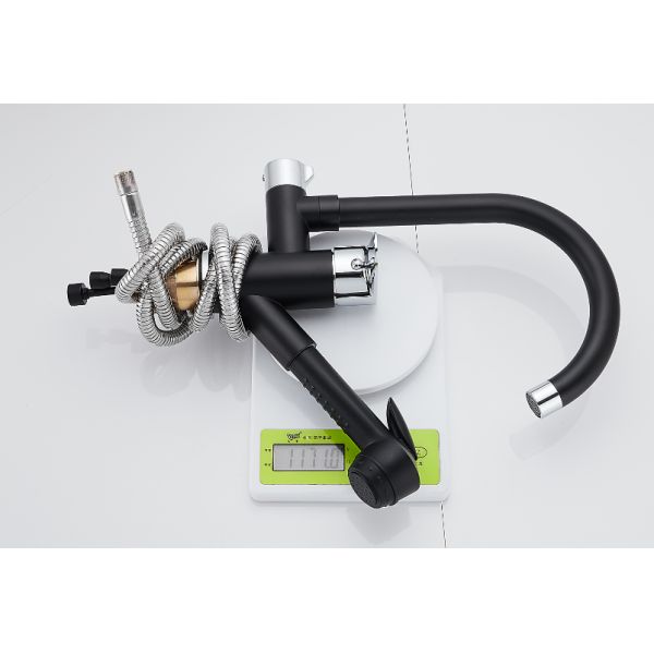 Ceramic Core Rotatable Pressurized Kitchen Sink Faucets