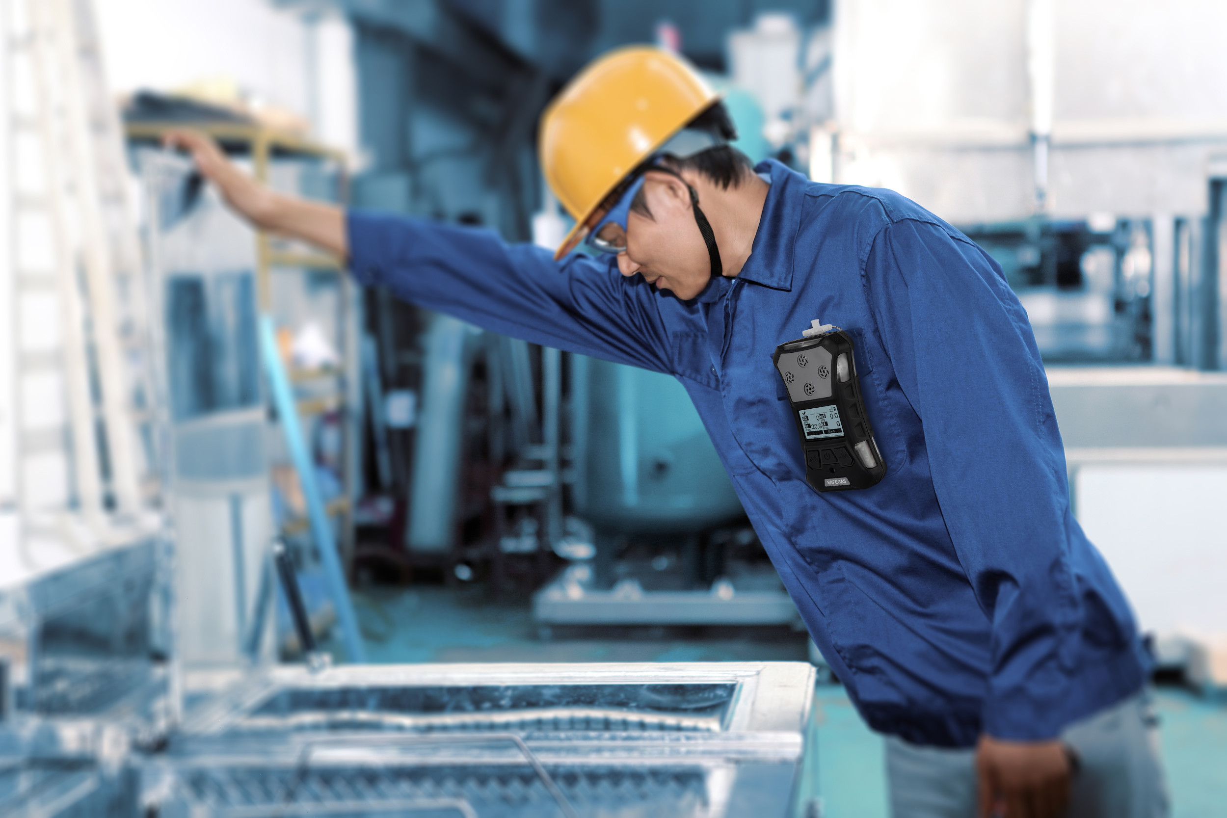 CO2 CO 0-2000ppm Portable Multigas Detector IECEX/ATEX/EMC Certified Built-In Pump For Industry