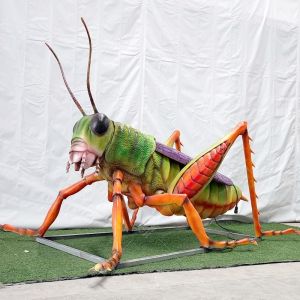 Animated Animatronic Mantis Insect for Amusement Park Simulate