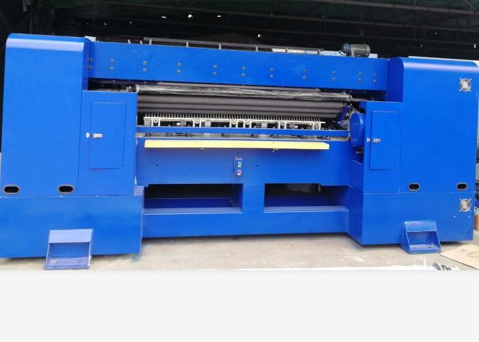 60 Inch Advanced 1200RPM Computerized Quilting Machine with Automatic Lubrication