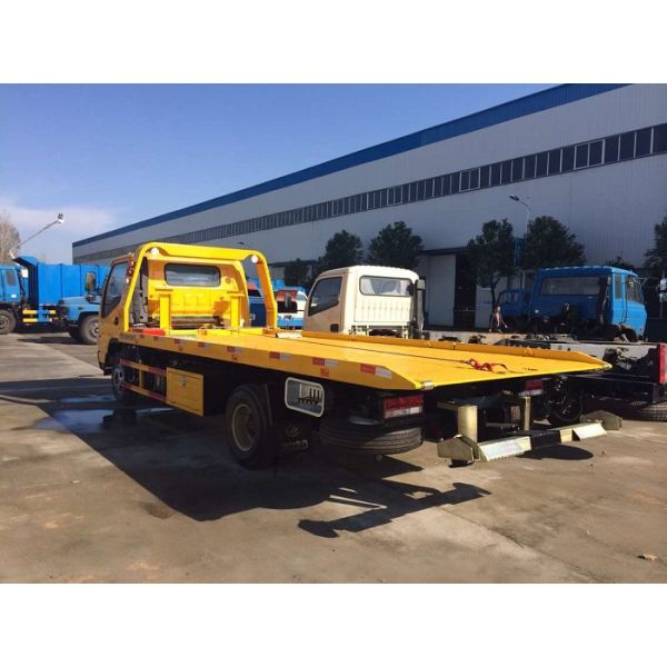 JAC 4 Tons Flatbed Recovery Truck Large Capacity For Broken Cars SGS Certification