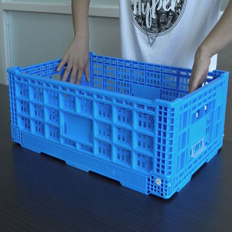 China Perforated Collapsible Plastic Crates With Lids Blue Foldable on sale