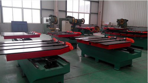 Automatic Hole CNC Punching Machine Deep Throwt Welded Structure