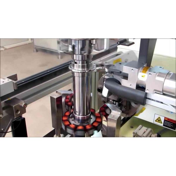 Dual Station Multi Pole Automatic Stator Winding Machine Adjustable Speed