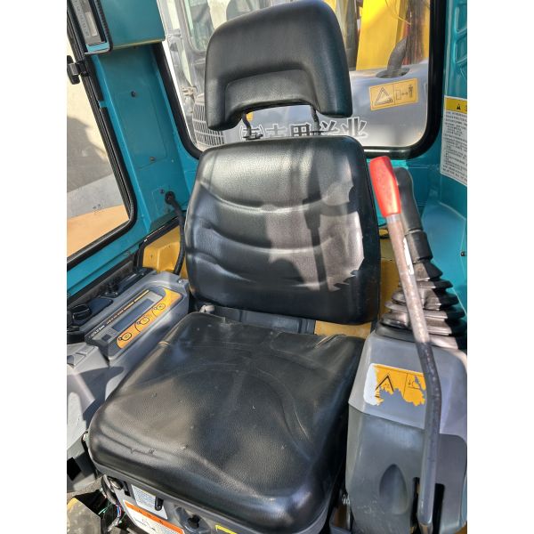 Blue Used Kubota KX161 Mini Excavator In Excellent Condition