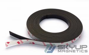 Buy cheap Smooth Rubber Magnetic Rolls/ Matte Rubber Magnet/ Flexible Glaze Magnet From China Manufacturer product
