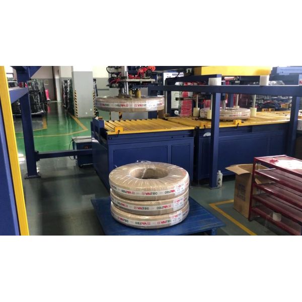 Horizontal Pipe Packing Machine 300mm ID Plastic Coil Packing Machine With Loading Stacking System