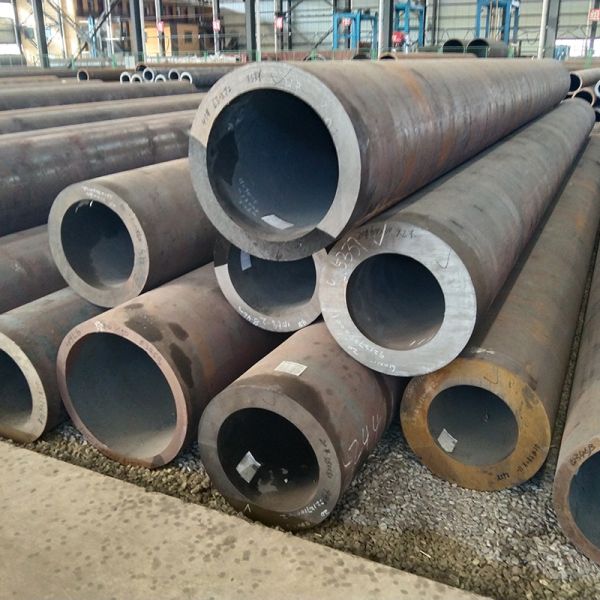 ASTM A335 Carbon Steel Pipe Hot Rolled 4 Inch 5 Inch Outer Diameter For Oil And Gas Pipeline