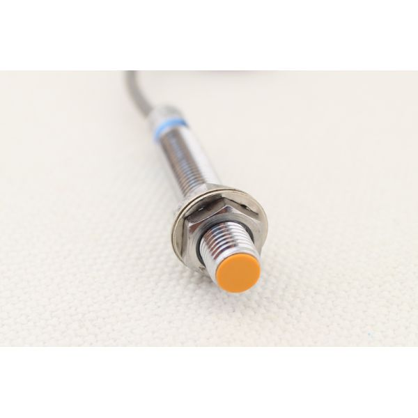 LJ8A3-2-Z/BX DC type NPN NO 2mm inductive proximity sensor