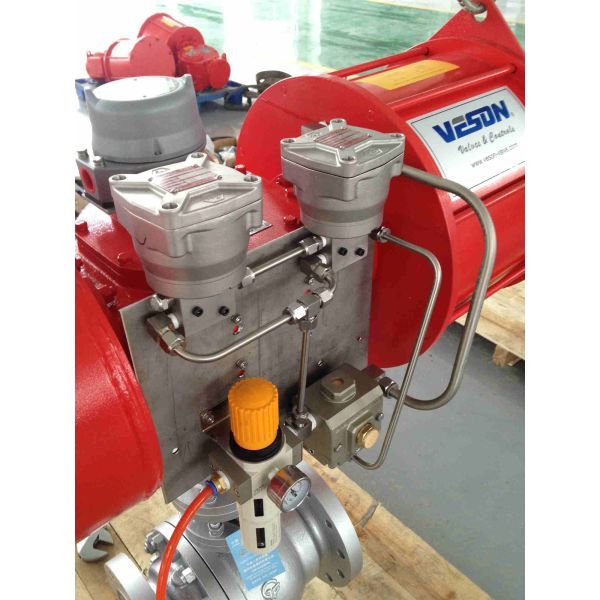 Red Heavy Duty Emergency Shutdown Valve / Pneumatic Flow Control Valve Fast Action