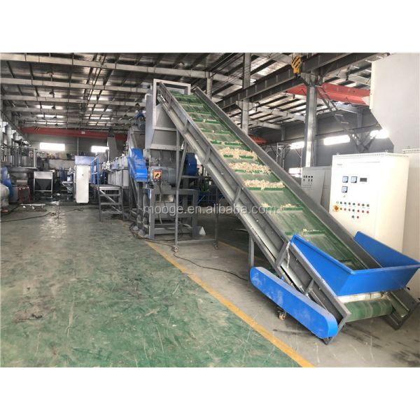 Waste Plastic Film Drawing Belt Conveyor Recycling Machine