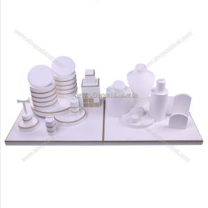 Buy cheap Unique trendy design jewelry display props stand product