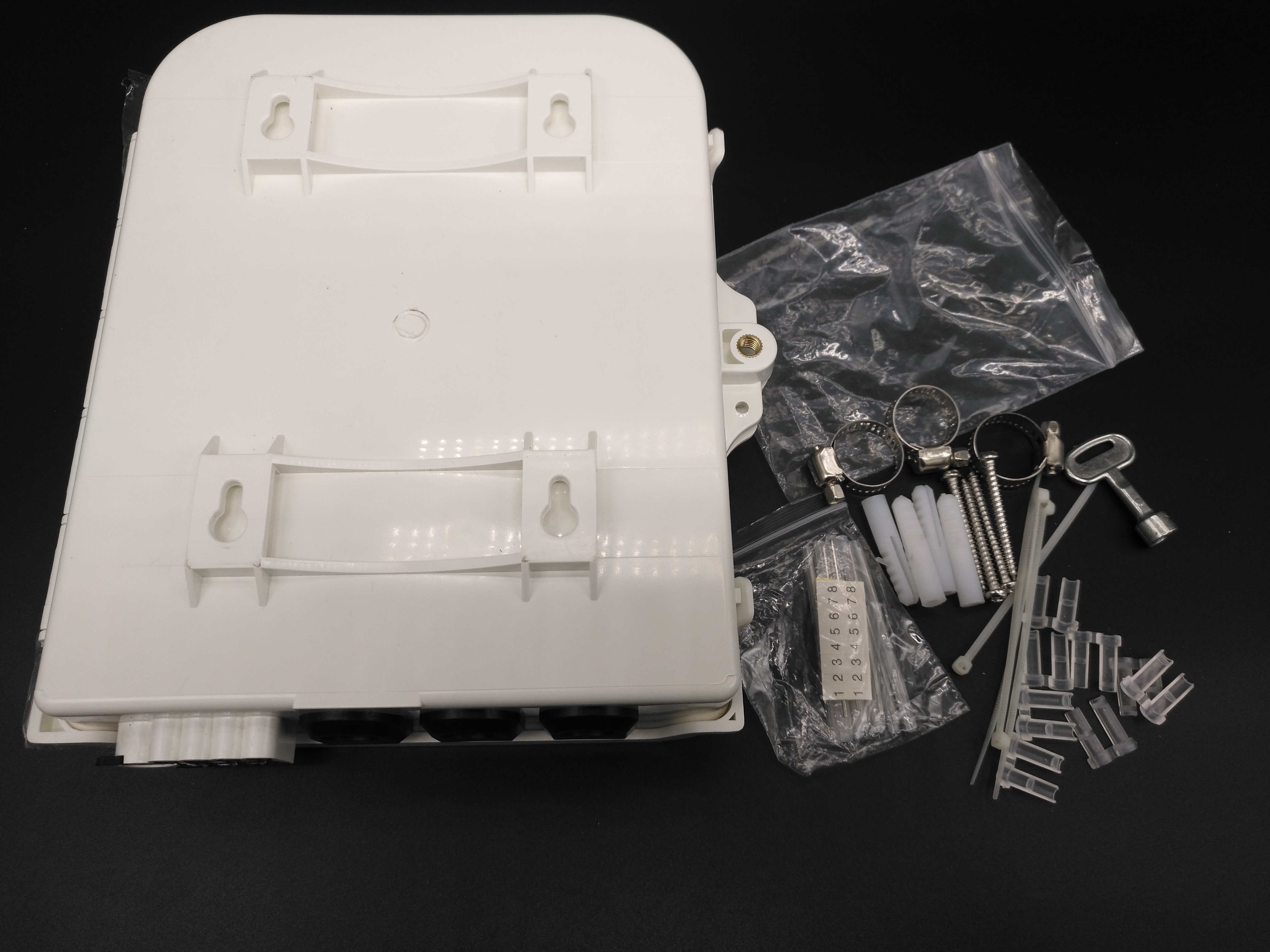 1*8 Splitter Module FTTH Fiber Optic Spliter Box Uncut Cable ABS White Flame Retardant UL94 V0
