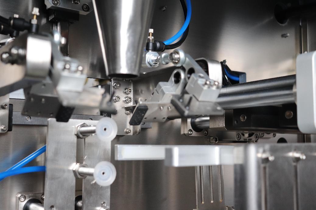 Automatic Premade Pouch Packing Machine Tea Sachets Bucket Chain Filling Type