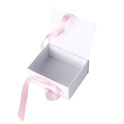Ultralight Embossing Eco Friendly Chocolate Boxes Packaging Stackable