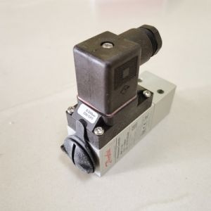Sauer Danfoss MBC5100 Heavy Duty Pressure Switch SPDT 250V