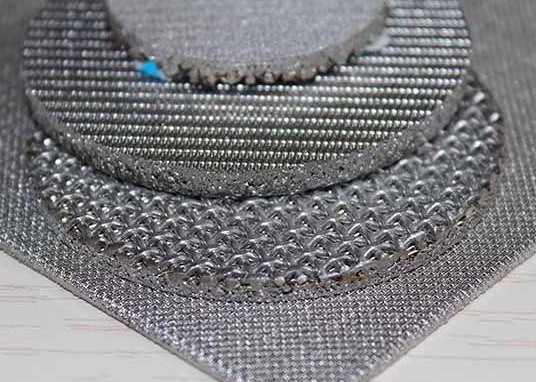 Sintered Metal Disc Filter SUS316L AISI316L 50 Micron Stainless Steel Sintered Filter 2.0mm Thickness