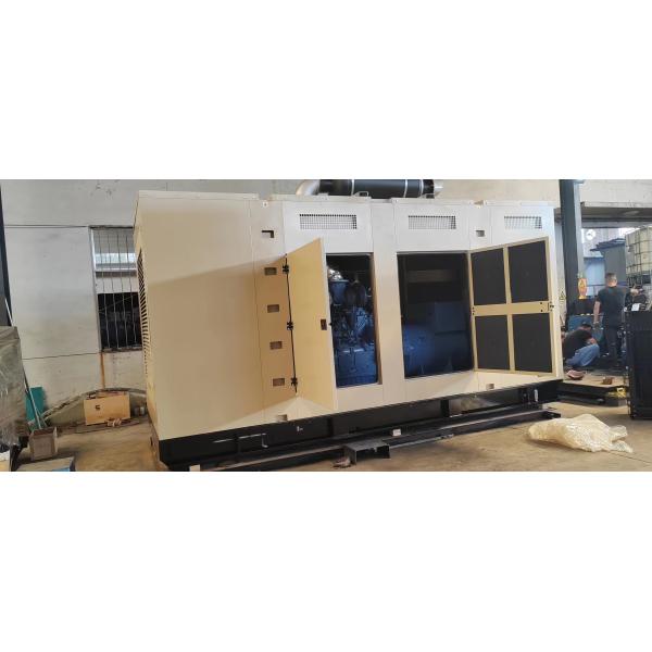 800KW Guangxi Yuchai Diesel Generator Set with Air Filter and Water Cooling System