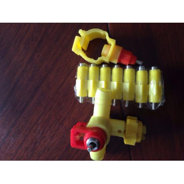 Veterinary chicken nipple drinker