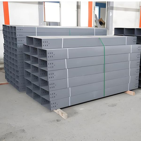 Straight Slot Enclosed Cable Tray For 50mm Height Installation