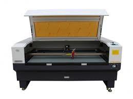 Buy cheap DSP CO2 Laser Engraving Cutting Machine 1.0mm X 1.0mm C02 Laser Cutter product