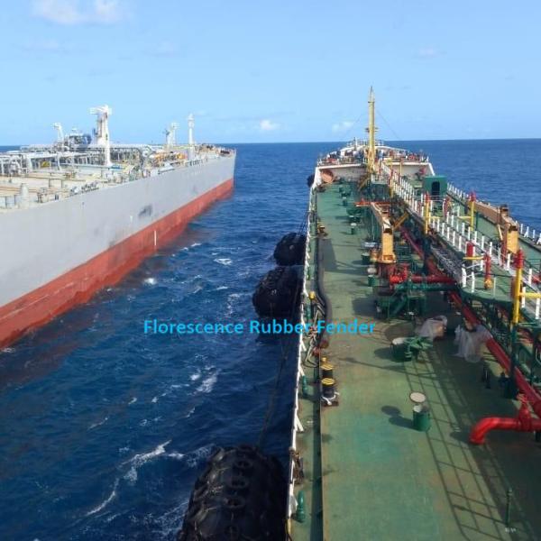 Marine Ship Dock Pneumatic Rubber Fenders With Chain And Tyres