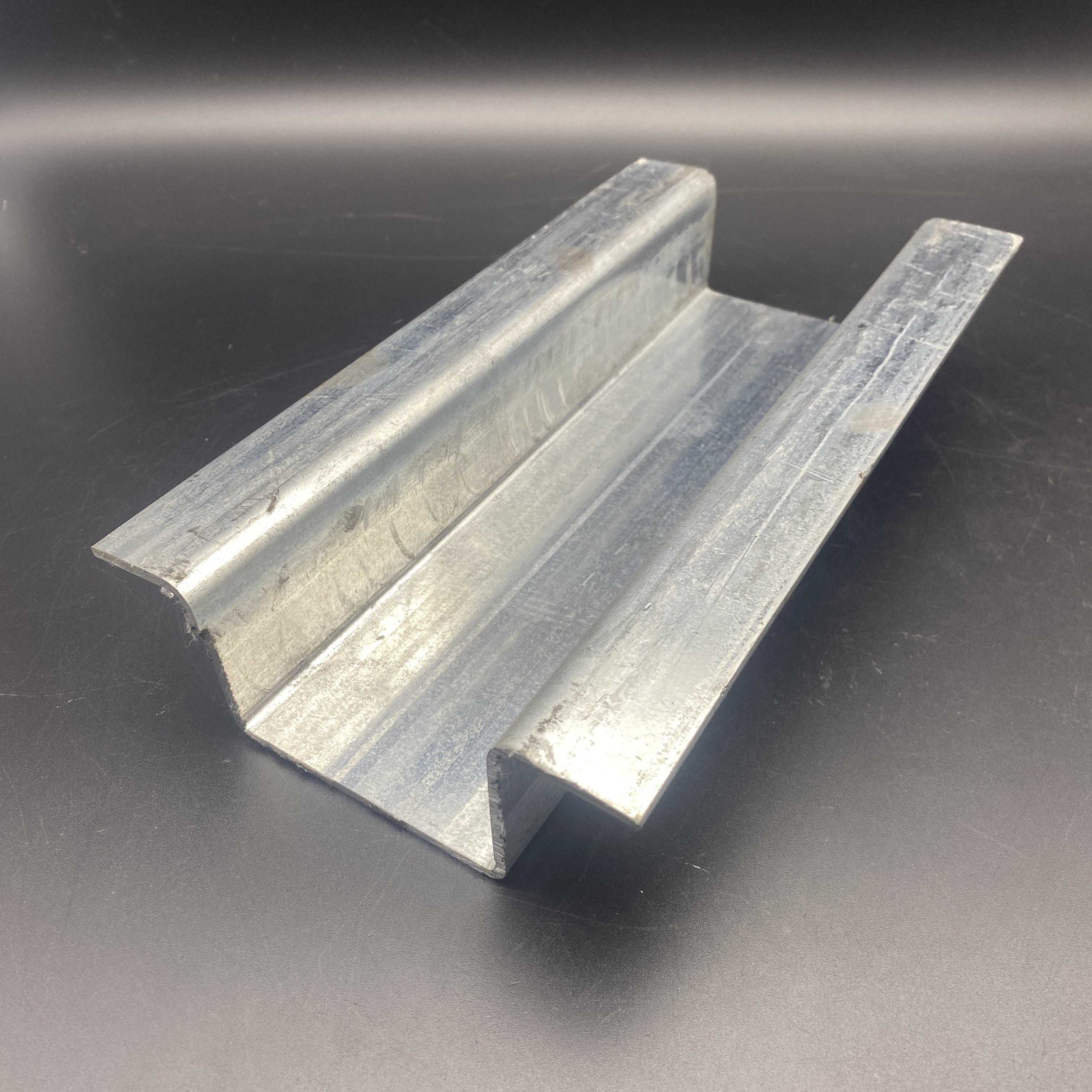 Factory Custom Metal Steel Dysmorphism C Channel