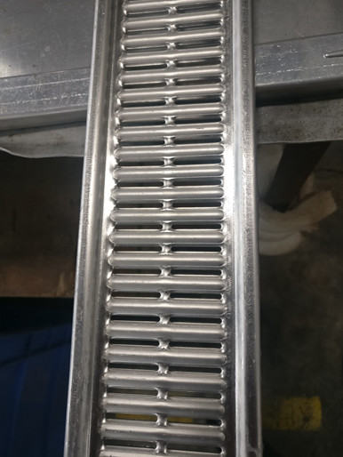 Radiator Components Head Plate 1.5mm Thickness Two Rows