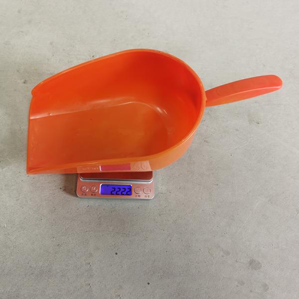 Durable Orange Plastic Feeding Tools Poultry Feeder Easy To Clean Eco Friendly Scoop For Animals