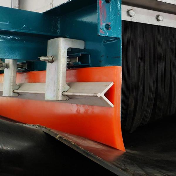 Bulk Material Spillage Conveyor Skirt Board 8mm To 20mm Thick Polyurethane Skirting