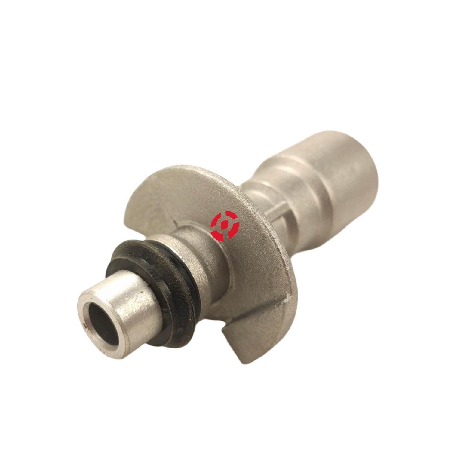 Aluminum water pipe joint Oil cooler to water pump inlet tube OE LR028136 Oil coolant tube hose for Land Rover