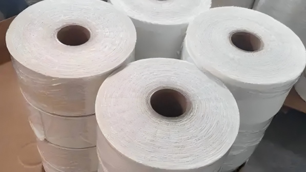 Polyester Veil Combo Chopped Strand Mat for FRP Reinforcement with 450-4000(g/m²) Weight and ≤0.2% Moisture Content