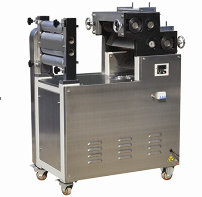 Crispy Pea Snack Extruder Machine , High Output Snacks Production Machines