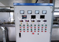 50-100g / Cake Instant Noodle Production Line 200 000 Cakes 800mm Roller Fried Bag