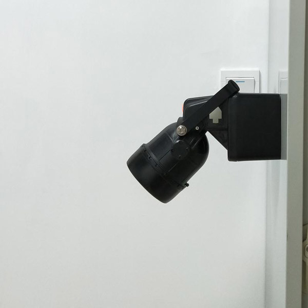 IPX5 9W Magnetic Work Lamp Explosion - Proof For Harsh Environments