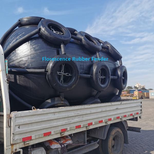 Marine Ship Dock Pneumatic Rubber Fenders With Chain And Tyres