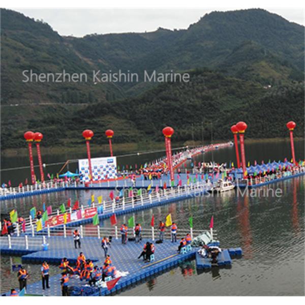 HDPE Material Marine Modular Floating Pontoon Dock Cube Floating Jet Ski Dock