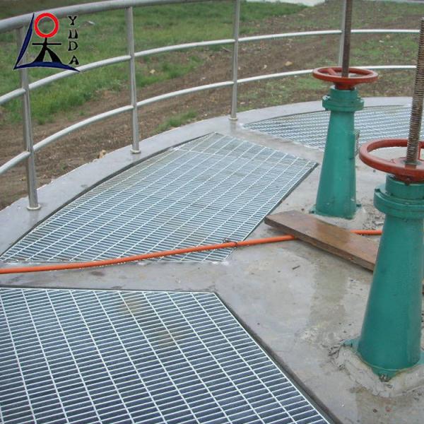 Quality Derfon International Standard Metal Sheet Bar Grating Galvanized Steel Grating for sale