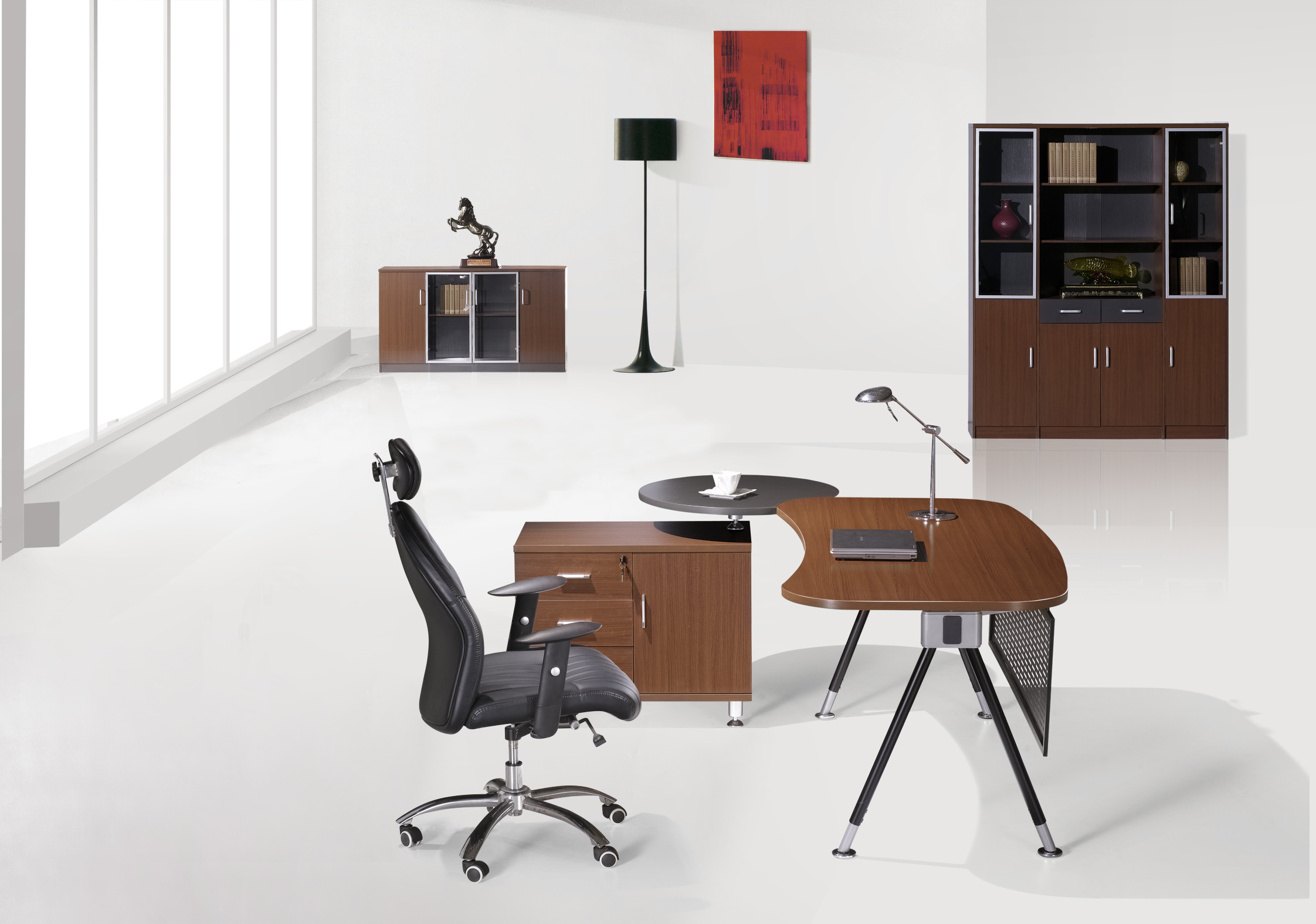 China Home Family Computer Desk Melamine With Faced Chipboard Material on sale