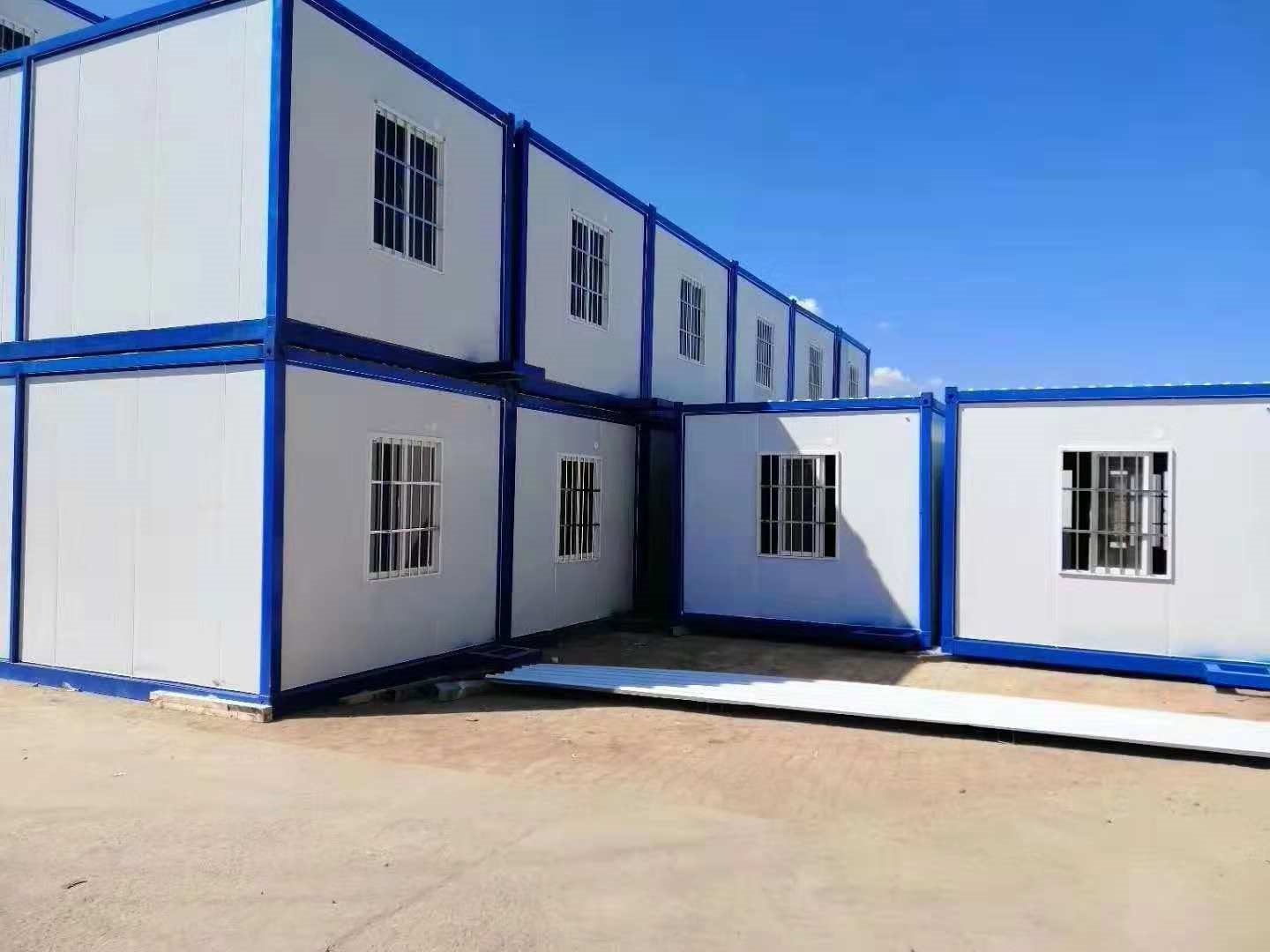 Flexible Design Prefab Container House Homes with PVC Ceiling And Aluminum Window