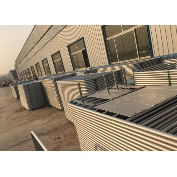 Crowd Control Barriers Hot Dipped Galvanized Portable Fence for Crowd Control