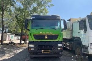 Buy cheap Second Hand Dumper Truck HOWO Sino Dump Truck 8×4 Drive Mode Used Diesel Engine Truck product