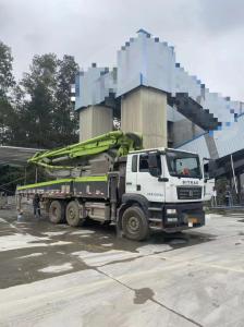 Buy cheap Zoomlion 2022 40m Shandeka chassis concrete pump truck high efficiency pumping price discount product