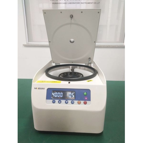 Low Speed Benchtop Centrifuge 50ml Fixed Angle 0-5000rpm
