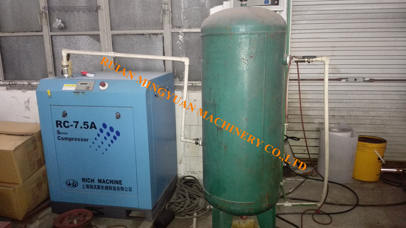 Big Model Plastic Lid Forming Machine For Paper Cup / Ice Cream Cup