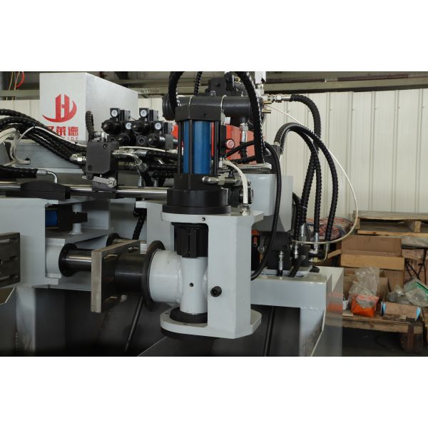 PLC Controlled Gravity Die Casting Machine For Brass Ferroalloy